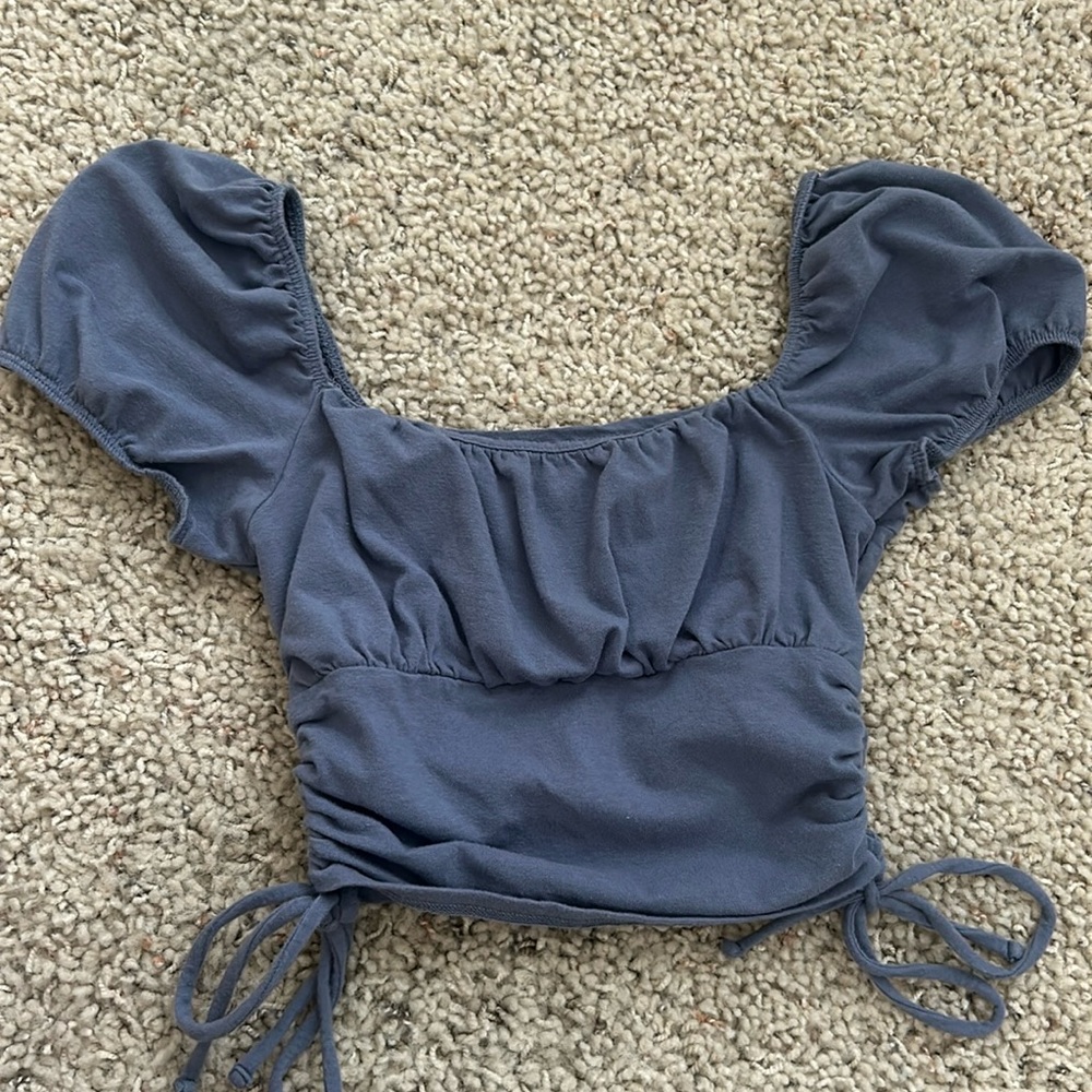 Size XS blue Hollister crop top